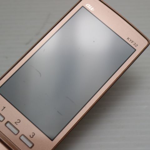 �¿��ݾ��� ���� au KYF32 ���󤿤󥱡����� �ԥ�  �������