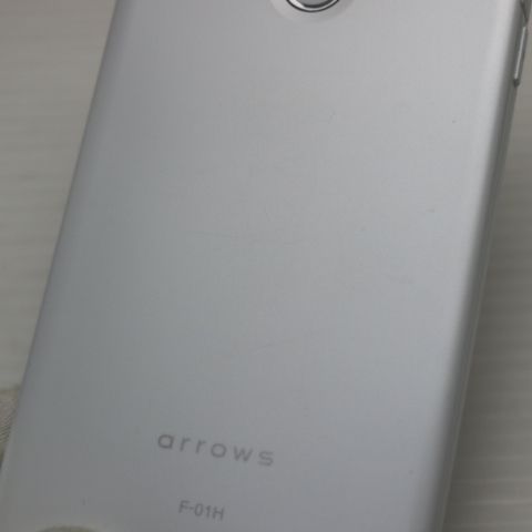 �¿��ݾ��� Ķ���� F-01H arrows Fit shiro �ۥ磻��  �������