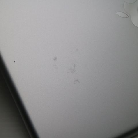 �¿��ݾ� Ķ���� iPad ��9���� Wi-Fi 64GB ����С�