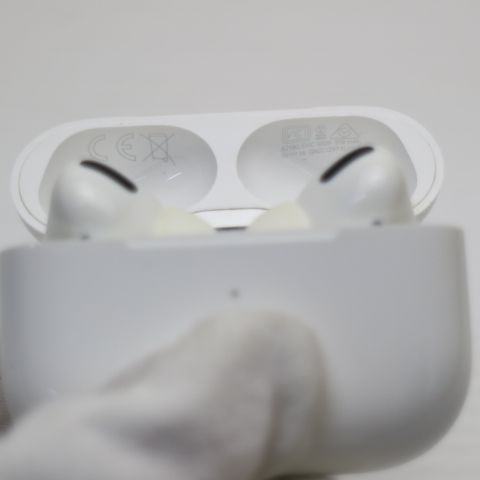 ��� AirPods Pro  �ۥ磻��