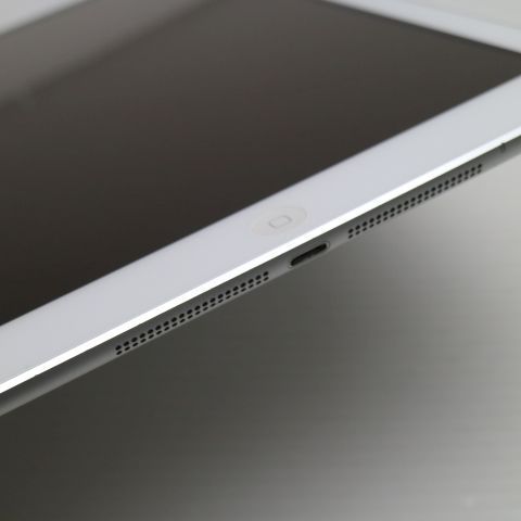 安心保証付 超美品 iPad Air Wi-Fi 128GB シルバー  中古本体