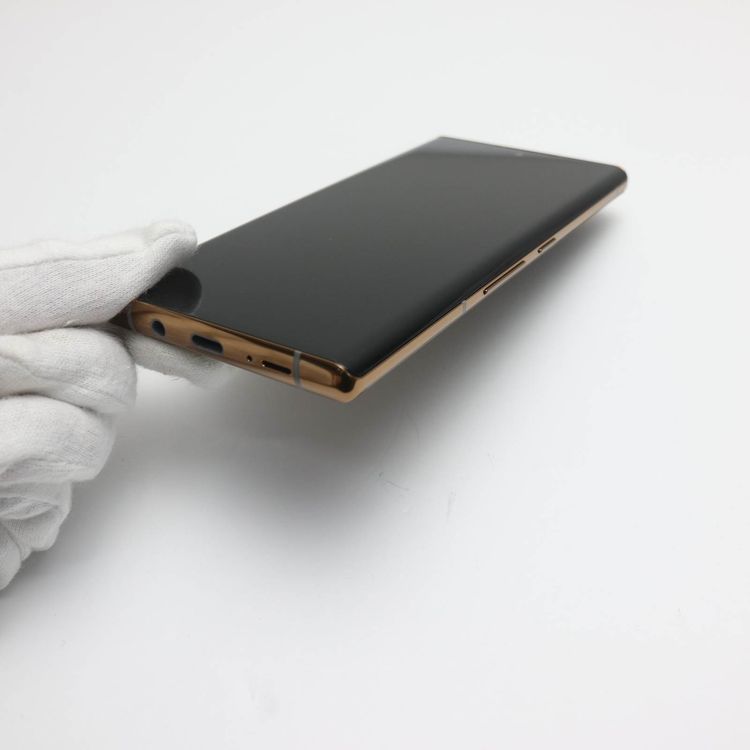 ムスビー｜新品同様 F-52A arrows NX9 ゴールド 即日発送 土日祝発送  