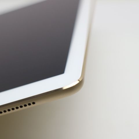 ����Ʊ�� iPad Pro ��2���� 12.9����� Wi-Fi 64GB �������
