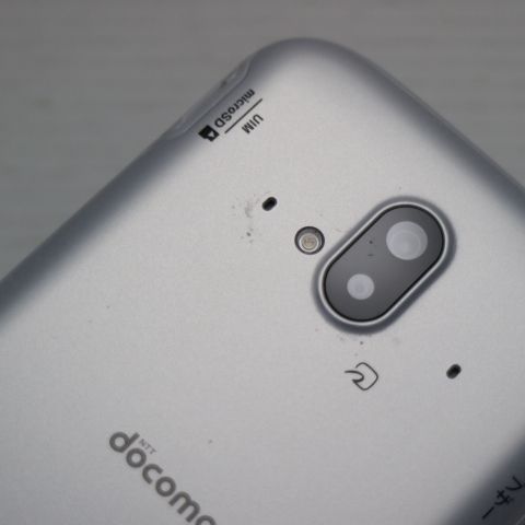 �¿��ݾ� Ķ���� F-52B �餯�餯���ޡ��ȥե��� �ۥ磻�� ����� SIM���å�����Ѥ�