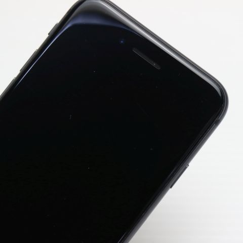�¿��ݾ��� Ķ���� SIM�ե꡼ iPhone8 64GB ���ڡ������쥤 �֥�å�  �������