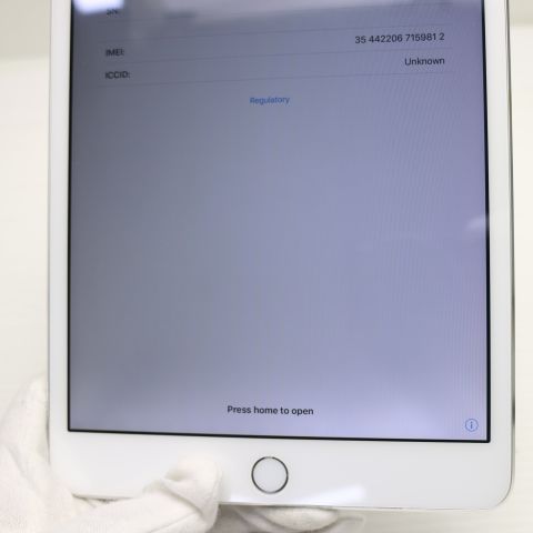 Ķ���� docomo iPad mini 3 Cellular 16GB ����С�