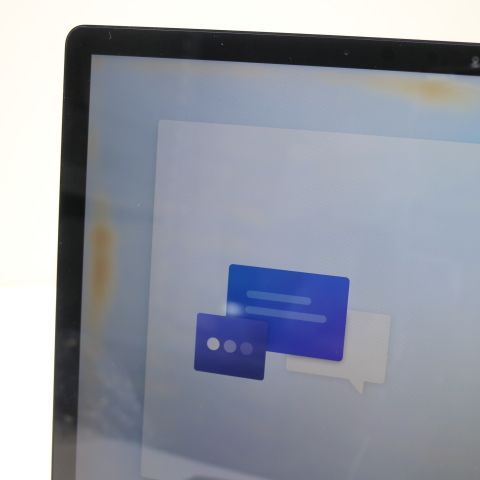 ������� Surface Laptop 2 ��8���� Core i5 8GB 256GB