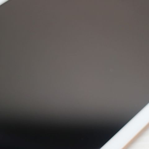 ���� SIM�ե꡼ iPad6 ��6���� Wi-Fi+Cellular 32GB �������