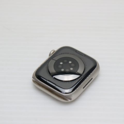 �¿��ݾ� ���� Apple Watch Series8 45mm GPS �������饤��