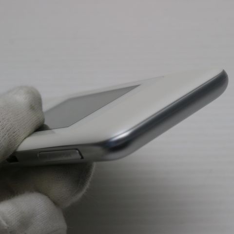 超美品 UQmobile Speed Wi-Fi NEXT W06 ホワイト×シルバー