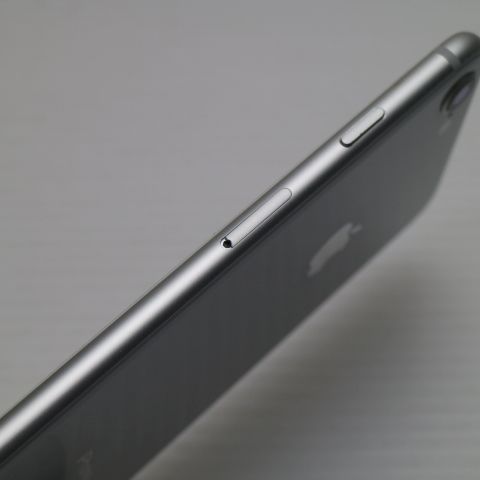 安心保証付 超美品 SIMフリー iPhone8 256GB シルバー  中古本体