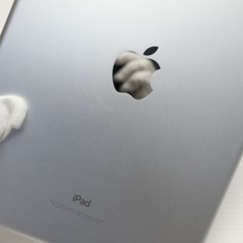 Ķ���� SIM�ե꡼ iPad6 ��6���� Wi-Fi+����顼  128GB ����С�