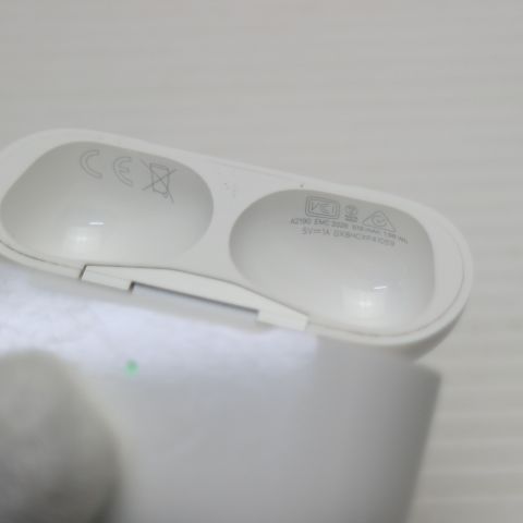 �¿��ݾ� ���� AirPods Pro MagSafe�б�
