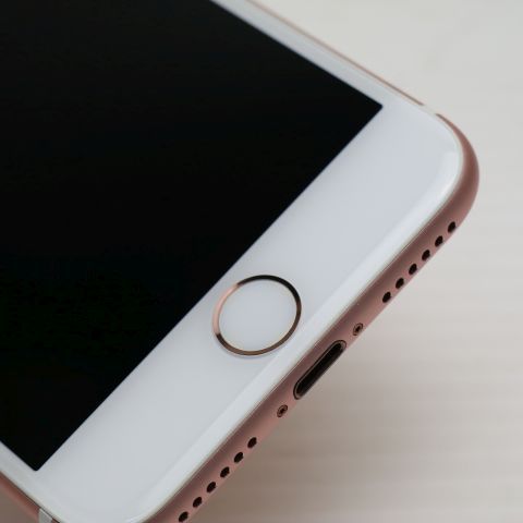 �¿��ݾ��� ����Ʊ�� SIM�ե꡼ iPhone7 32GB �������������  �������
