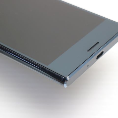 �¿��ݾ��� Ķ���� SO-04J Xperia XZ Premium �֥�å� ����� �������