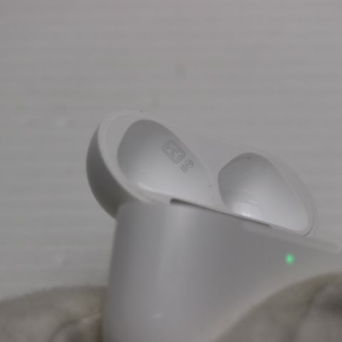 �¿��ݾ� ���� AirPods 4(�����ƥ��֥Υ�������󥻥�������)