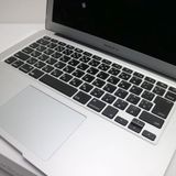 Ķ���� MacBook Air 2015 13����� Core i5 8GB 256GB