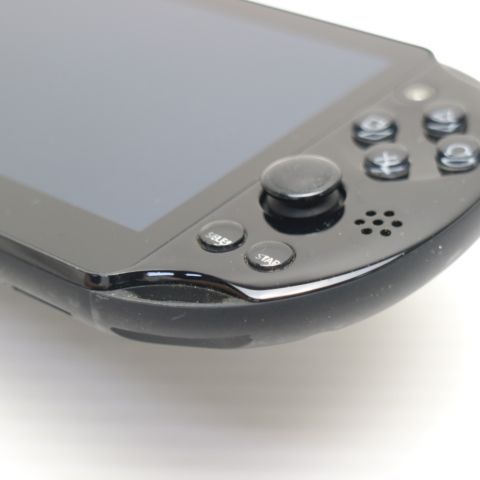 �¿��ݾ��� ������� PCH-2000 PS VITA �֥�å�  �������