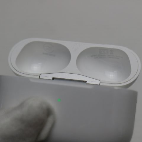 �¿��ݾ� ���� AirPods Pro ��2���� lightning��ǥ� �ۥ磻��