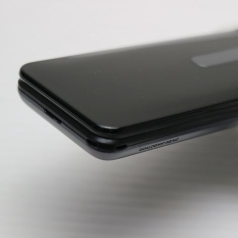 �¿��ݾ��� Ķ���� au KYF31 GRATINA 4G �֥�å�  �������