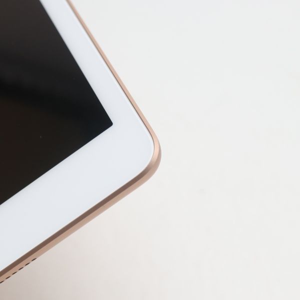 ムスビー｜安心保証 新品同様 SIMフリー iPad7 第7世代 32GB ゴールド  