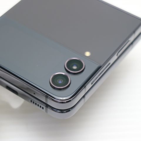�¿��ݾ� Ķ���� Galaxy Z Flip4 SC-54C ����ե�����