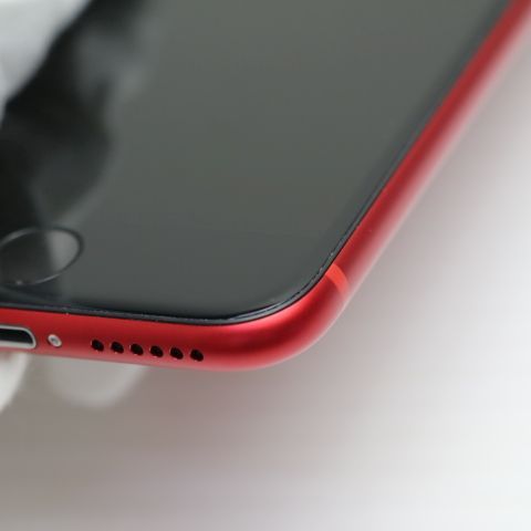 �¿��ݾ� ����Ʊ�� SIM�ե꡼ iPhone8 64GB ��å� RED ���� �����