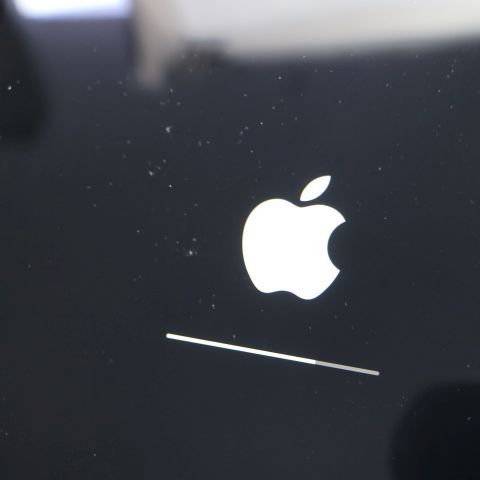 Ķ���� SIM�ե꡼ iPad ��8���� 32GB ���ڡ������쥤 ¨��ȯ�� ������ȯ��
