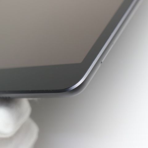 ムスビー｜新品同様 SIMフリー iPad 第8世代 32GB スペースグレイ 即日  