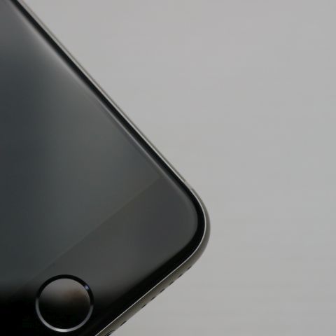 ¿ݾ Ķ SIMե꡼ iPhone SE3 3 256GB 饤