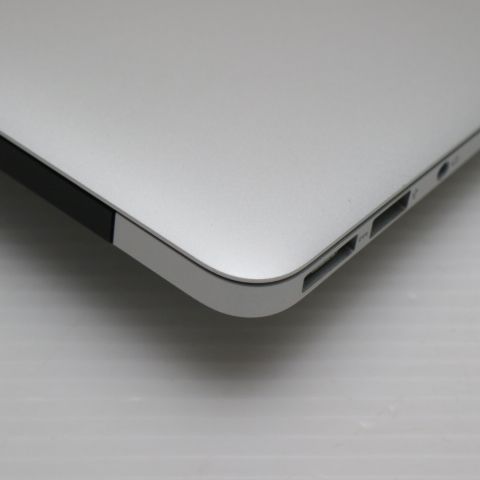 Ķ���� MacBook Air 2017 13����� Core i5 8GB 128GB