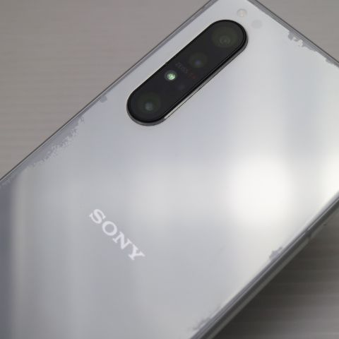 �¿��ݾ� ���� SOG01 Xperia 1 II �ۥ磻�� �����