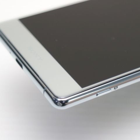 �¿��ݾ� Ķ���� SO-04K Xperia XZ2 Premium ����С� �����
