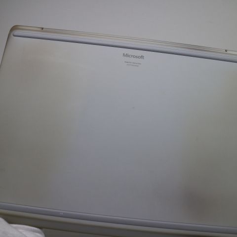 ������� Surface Laptop Go Core Core i5 8GB 256GB