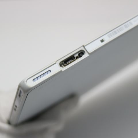 �¿��ݾ��� ������� SO-03E Xperia Tablet Z �ۥ磻��  �������