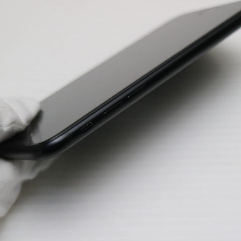 �¿��ݾ� Ķ���� SIM�ե꡼ iPhone SE ��2���� 64GB �֥�å� �����