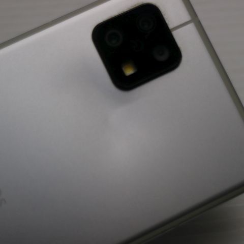 ¿ݾ  AQUOS sense6 SHG05 С 