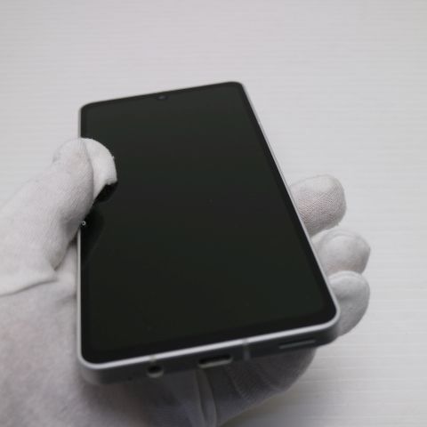 �¿��ݾ� Ķ���� SH-54B AQUOS sense6 ����С� �����