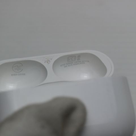 �¿��ݾ� ���� AirPods Pro ��2���� lightning��ǥ� �ۥ磻��