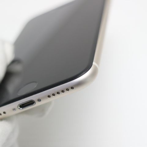 �¿��ݾ� Ķ���� SIM�ե꡼ iPhone SE3 ��3���� 64GB �������饤��