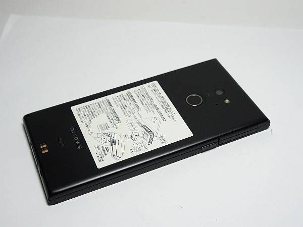 ���¿��ݾ��ա�Ķ���ʡ�F-01H arrows Fit kuro �֥�å��� �������