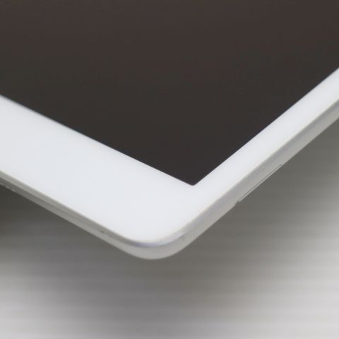Ķ���� SIM�ե꡼ iPad ��8���� 128GB ����С� ¨��ȯ�� ������ȯ��