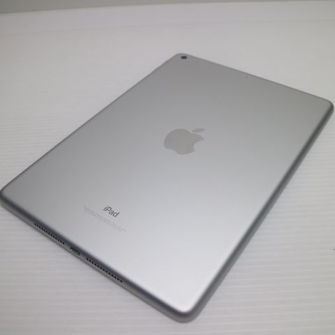 ����Ʊ�� iPad ��6���� Wi-Fi 32GB ����С�