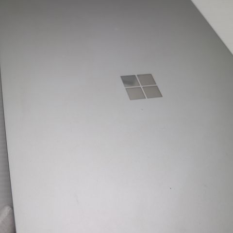 ���� Surface Laptop 1 ��7���� Core i5 8GB 256GB