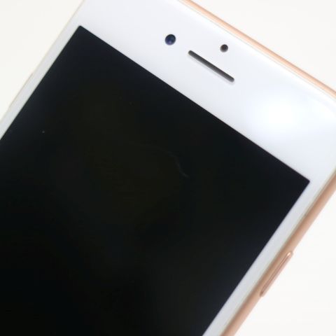 �¿��ݾ��� Ķ���� SIM�ե꡼ iPhone8 64GB �������  �������