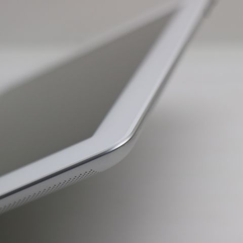 ����Ʊ�� iPad ��3���� Wi-Fi 32GB �ۥ磻��  �������