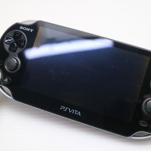 �¿��ݾ��� ���� PCH-1100 PS VITA �֥�å�  �������