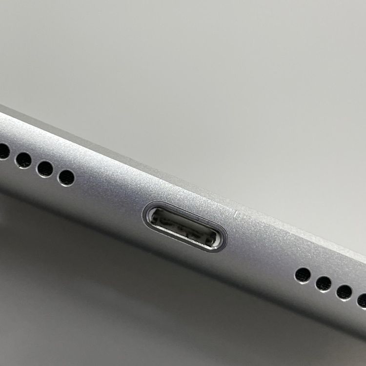 iPad ��9���� WiFi 64GB ����С� SIM���å������