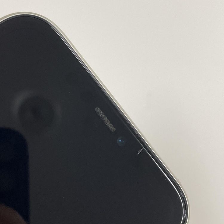 ���������¡��� iPhone 11 64GB �ۥ磻�� SIM���å������