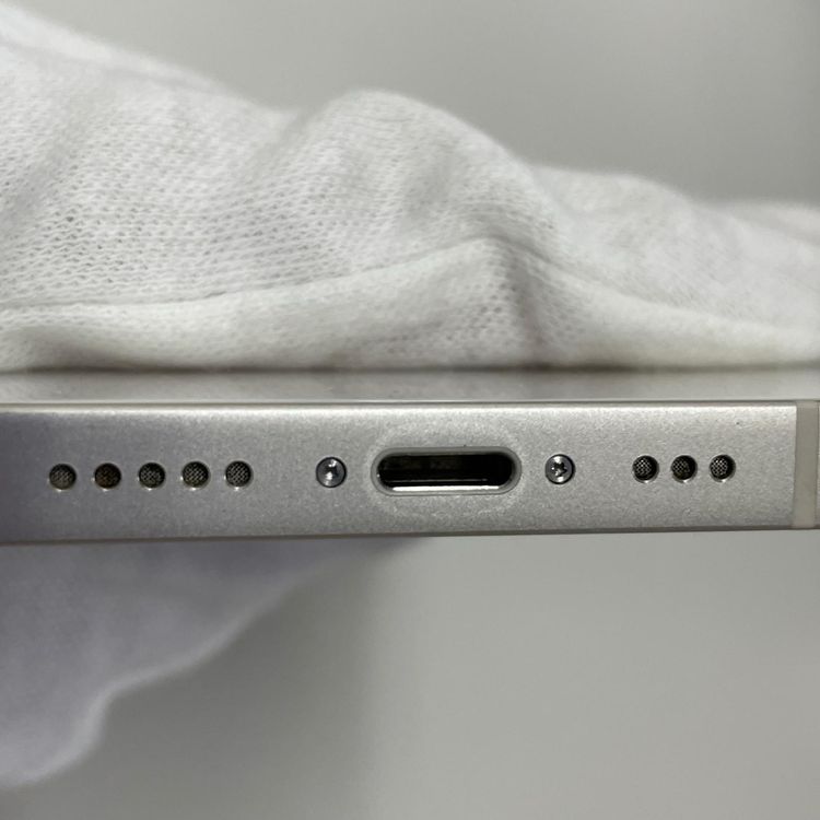 iPhone 13 128GB �������饤�� SIM���å������